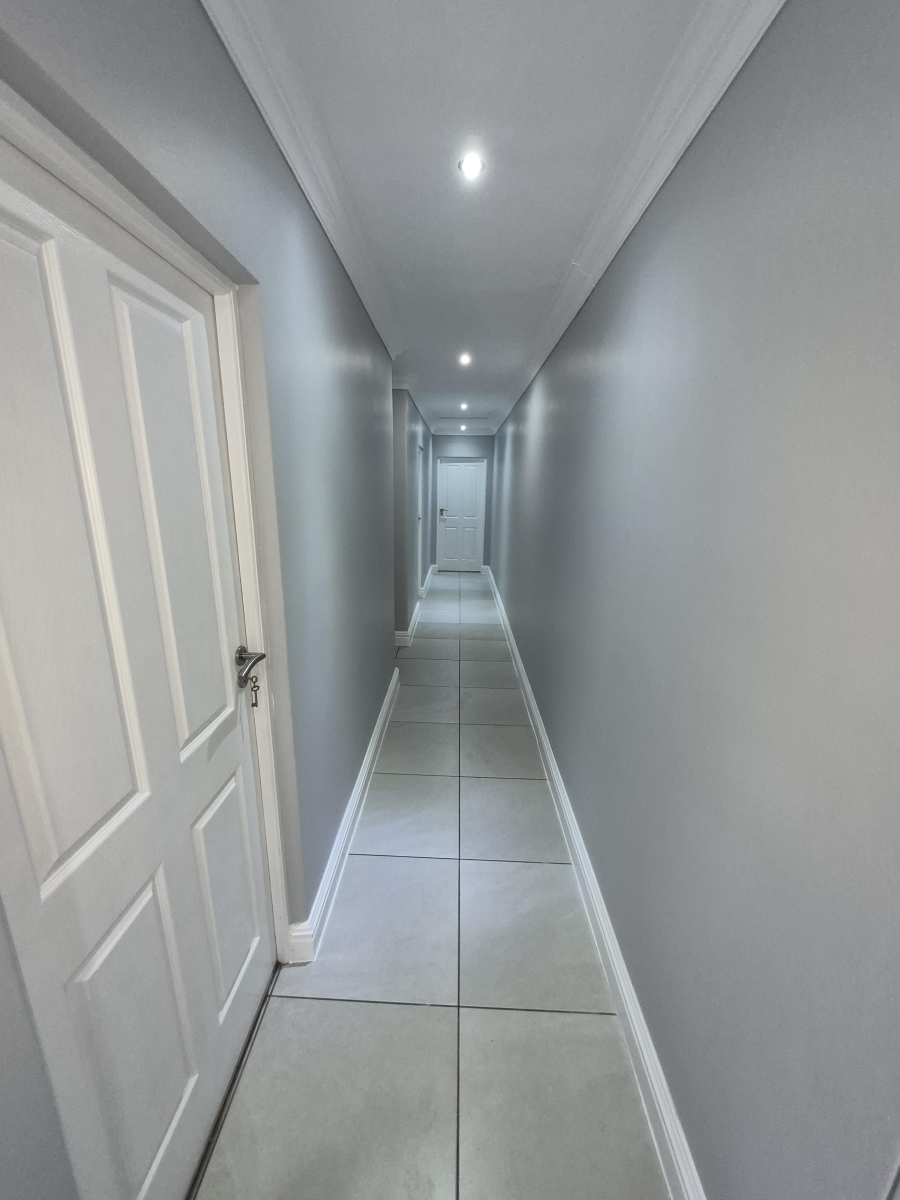 To Let 3 Bedroom Property for Rent in Rylands Western Cape